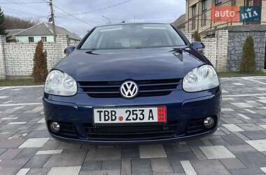 Хетчбек Volkswagen Golf 2008 в 
