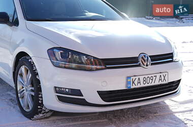 Универсал Volkswagen Golf 2015 в Киеве