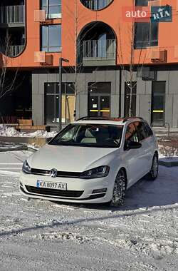 Универсал Volkswagen Golf 2015 в Киеве