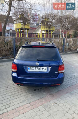 Универсал Volkswagen Golf 2011 в Львове