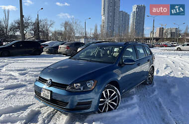 Универсал Volkswagen Golf 2016 в Киеве