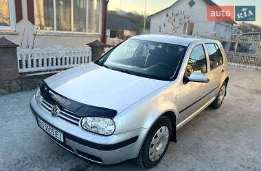 Хэтчбек Volkswagen Golf 2003 в Тернополе