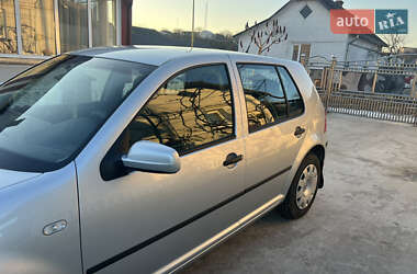 Хэтчбек Volkswagen Golf 2003 в Тернополе