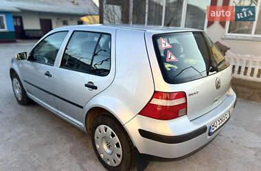 Хэтчбек Volkswagen Golf 2003 в Тернополе