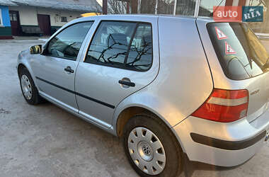 Хэтчбек Volkswagen Golf 2003 в Тернополе