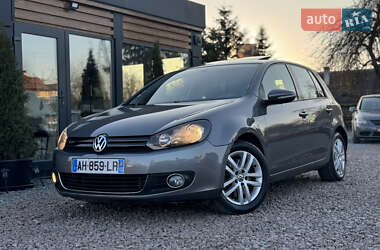 Хетчбек Volkswagen Golf 2010 в Дрогобичі