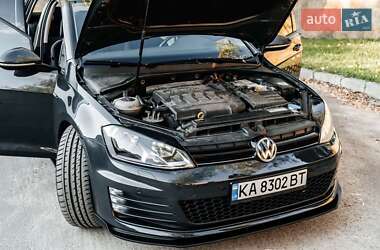 Универсал Volkswagen Golf 2013 в Киеве