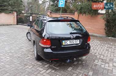 Универсал Volkswagen Golf 2010 в Львове