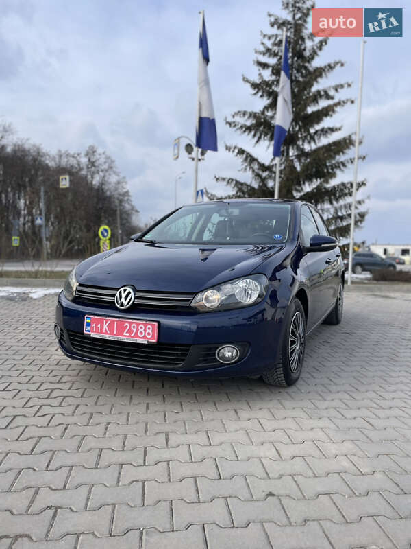 Хэтчбек Volkswagen Golf 2009 в Виннице