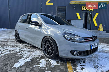 Хетчбек Volkswagen Golf 2012 в Києві