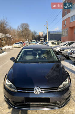 Универсал Volkswagen Golf 2015 в 