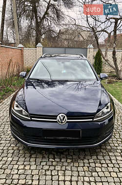 Универсал Volkswagen Golf 2015 в 