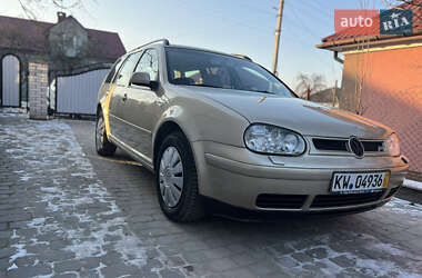 Універсал Volkswagen Golf 2004 в Тернополі