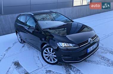 Универсал Volkswagen Golf 2015 в Львове