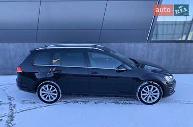 Универсал Volkswagen Golf 2015 в Львове