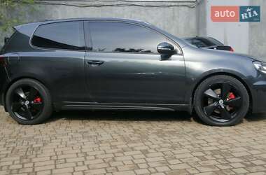 Хэтчбек Volkswagen Golf 2010 в Ивано-Франковске