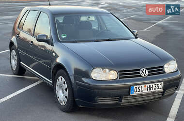 Хэтчбек Volkswagen Golf 2002 в Виннице