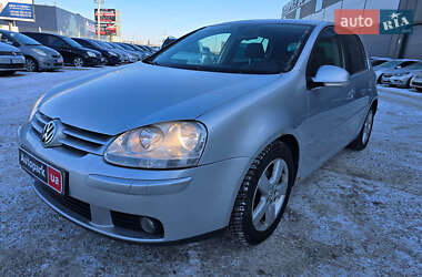 Хетчбек Volkswagen Golf 2008 в Львові