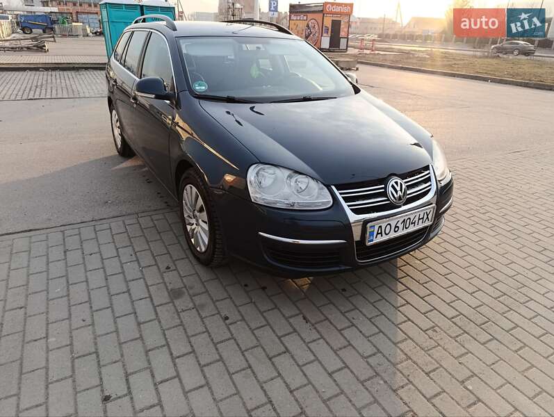 Універсал Volkswagen Golf 2007 в Хусті