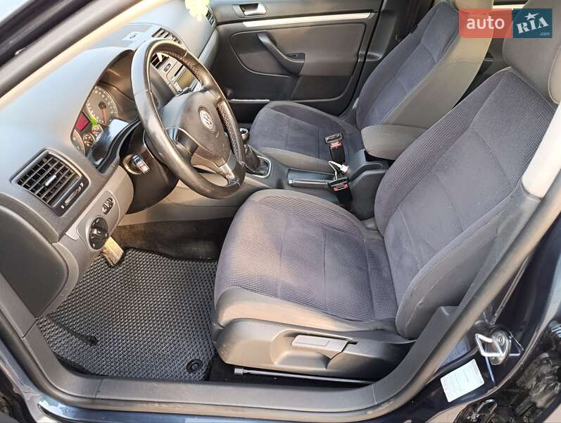 Універсал Volkswagen Golf 2007 в Хусті