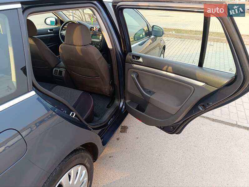 Універсал Volkswagen Golf 2007 в Хусті