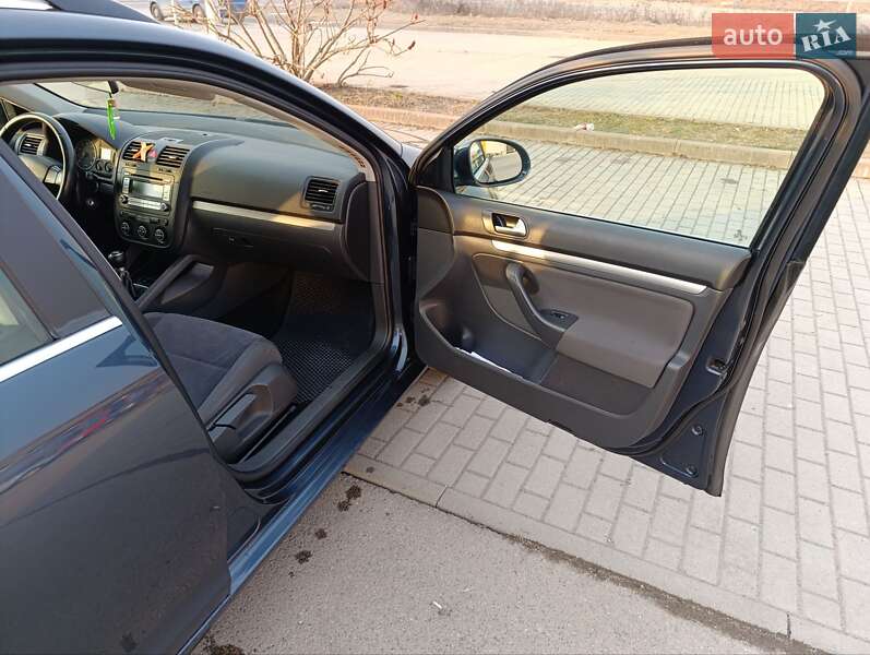 Універсал Volkswagen Golf 2007 в Хусті