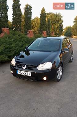 Хэтчбек Volkswagen Golf 2008 в Могилев-Подольске