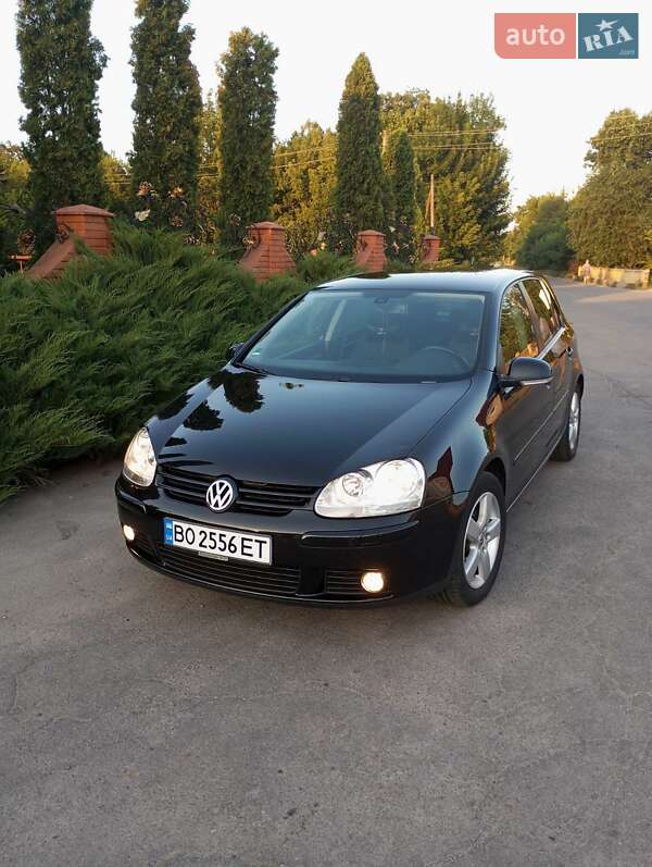 Хетчбек Volkswagen Golf 2008 в Могилів-Подільському