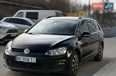 Універсал Volkswagen Golf 2014 в Новояворівську