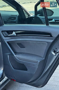 Універсал Volkswagen Golf 2018 в 