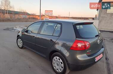 Хэтчбек Volkswagen Golf 2004 в Славуте