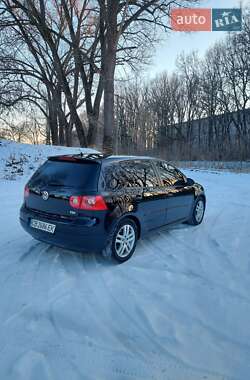 Хэтчбек Volkswagen Golf 2008 в Чернигове