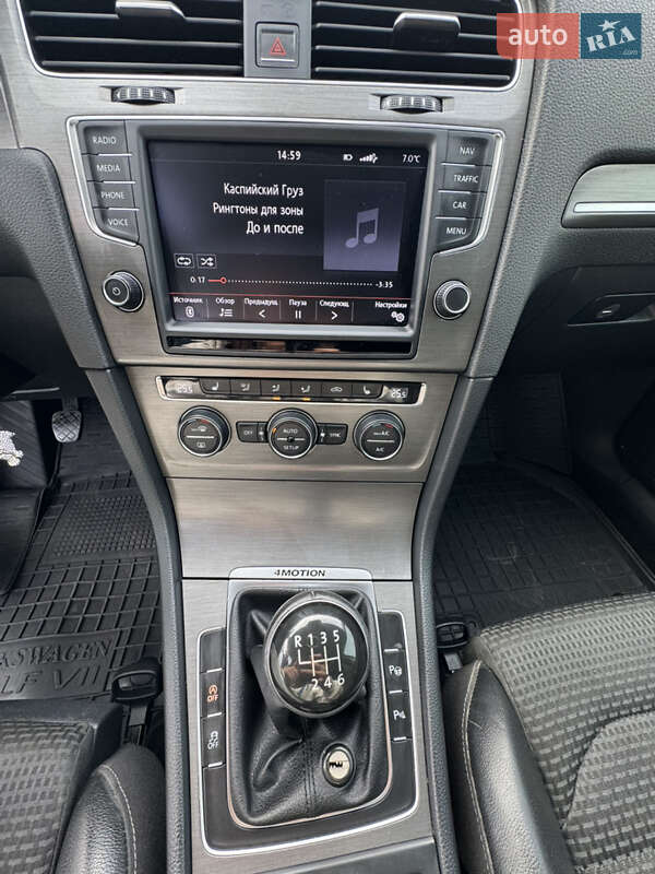 Хетчбек Volkswagen Golf 2013 в Мукачевому