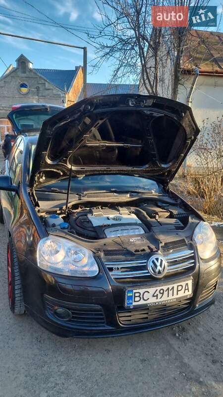 Хетчбек Volkswagen Golf 2007 в Стрию