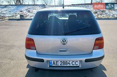 Хэтчбек Volkswagen Golf 1999 в 