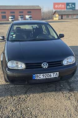 Хэтчбек Volkswagen Golf 1999 в Вижнице