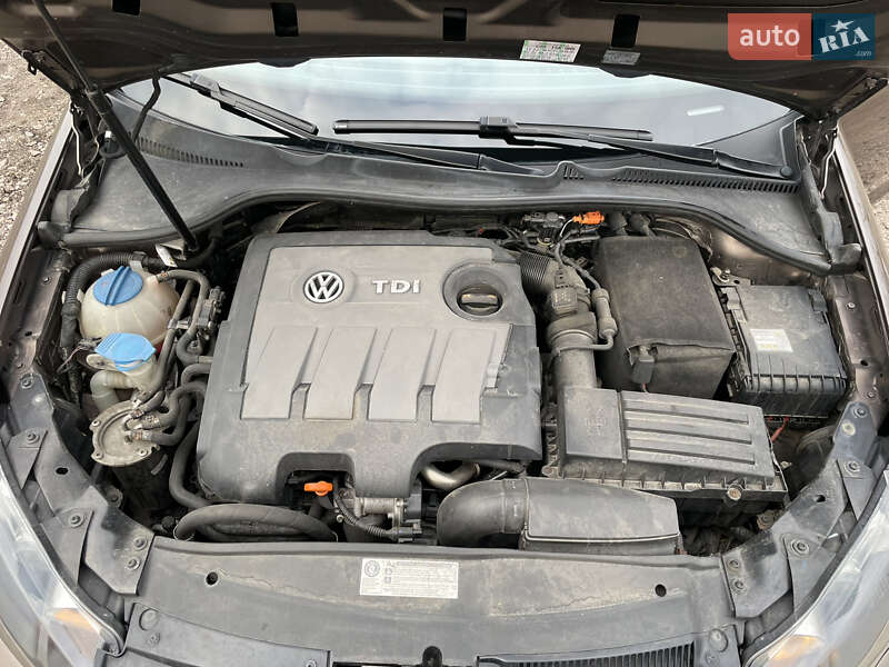 Універсал Volkswagen Golf 2012 в Черкасах