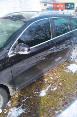 Универсал Volkswagen Golf 2010 в 