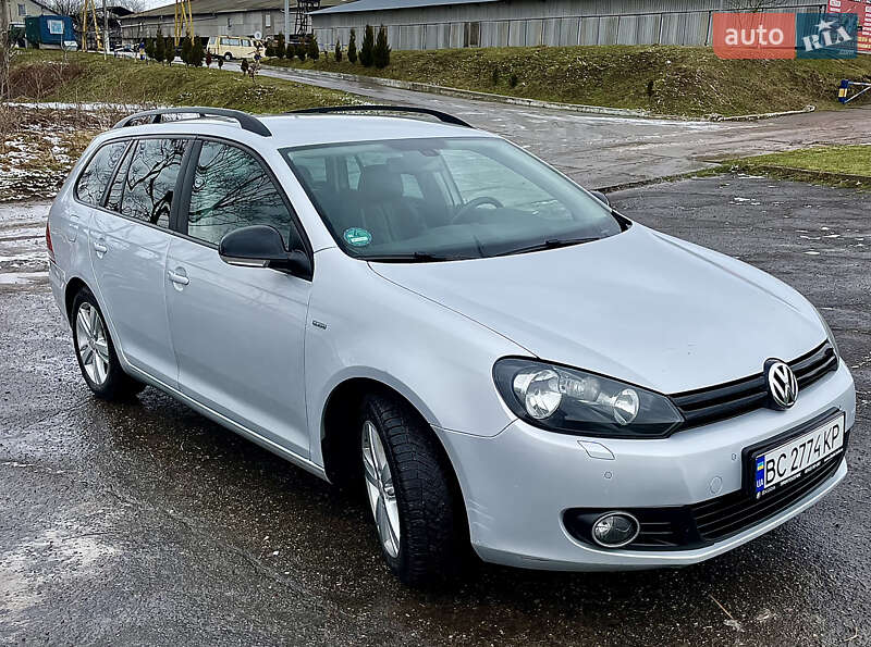 Универсал Volkswagen Golf 2012 в Ходорове