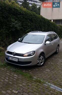 Универсал Volkswagen Golf 2010 в Червонограде