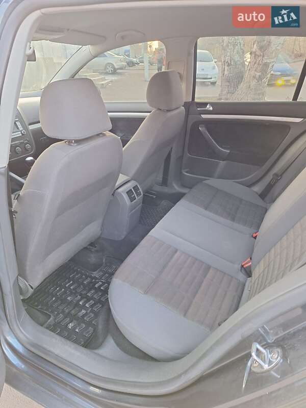 Хетчбек Volkswagen Golf 2007 в Одесі