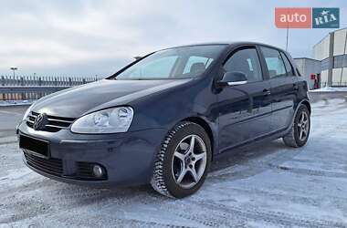 Хетчбек Volkswagen Golf 2008 в Луцьку