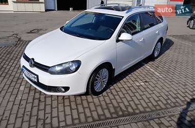 Универсал Volkswagen Golf 2010 в Луцке