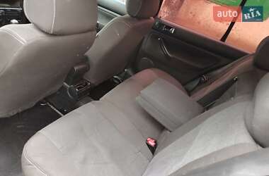 Хетчбек Volkswagen Golf 1998 в 