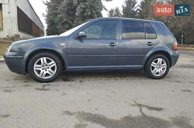 Хэтчбек Volkswagen Golf 2003 в Луцке