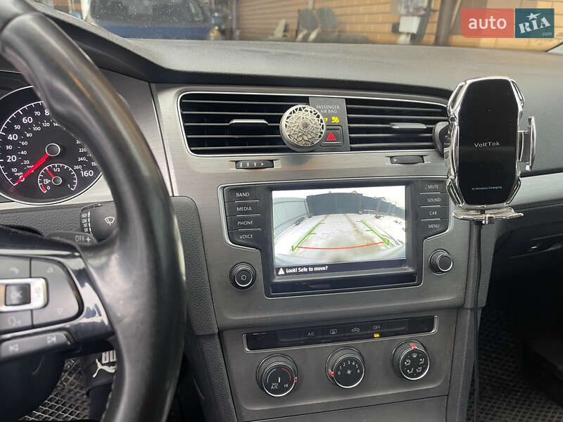 Универсал Volkswagen Golf 2015 в Виннице