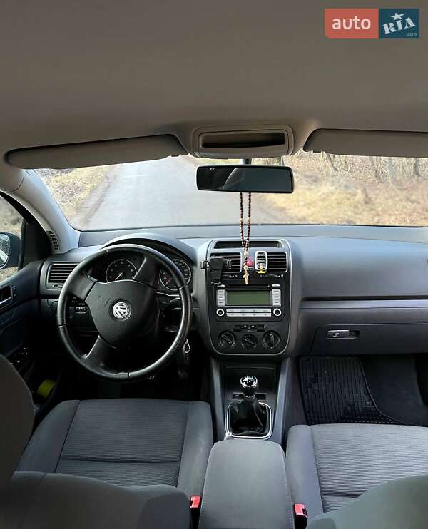 Універсал Volkswagen Golf 2005 в Рогатині