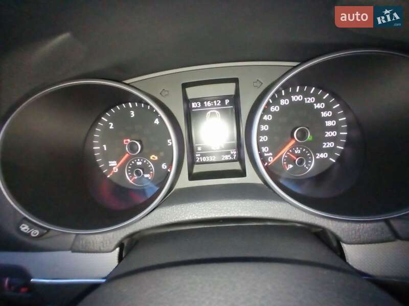 Універсал Volkswagen Golf 2013 в Хмільнику