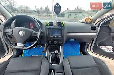Хэтчбек Volkswagen Golf 2007 в 