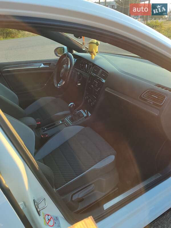 Универсал Volkswagen Golf 2020 в Раздельной